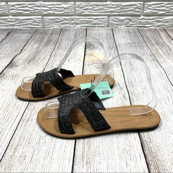 The Spring Shop Black Woven Raffia Sandals - Picture 4 of 5